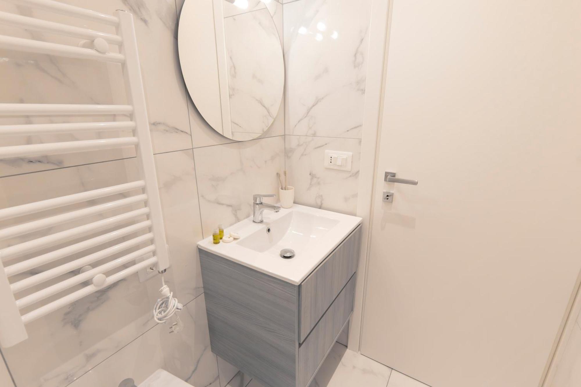 Modern & Stylish Near Isola & Central Station Mailand Exterior foto